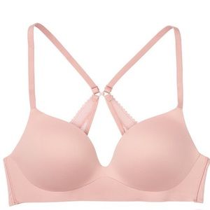 INCREDIBLE BY VICTORIA’S SECRET
Wireless Push-Up Bra